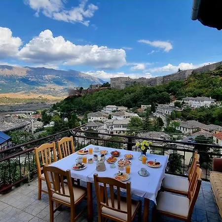 Sanasa Pensjonat Gjirokastra