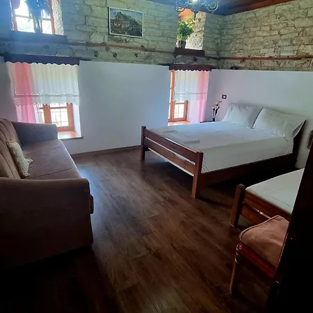 Sanasa * Gjirokastra