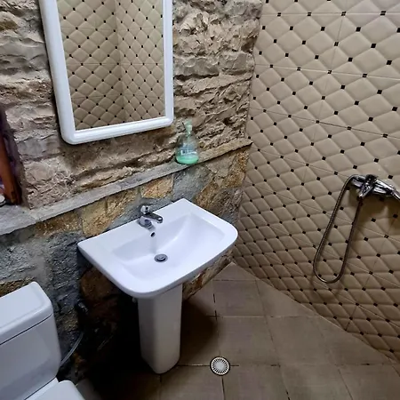 Sanasa Pensjonat Gjirokastra