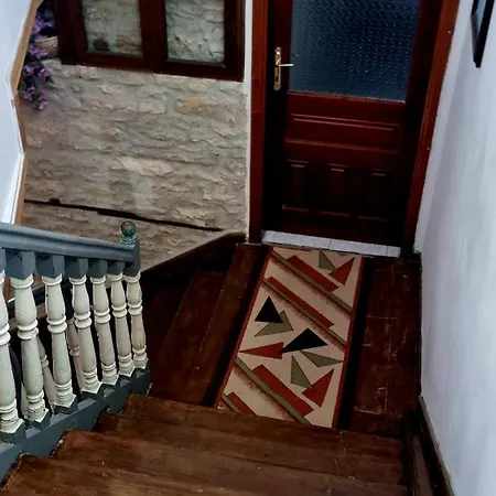 Sanasa Gjirokastra