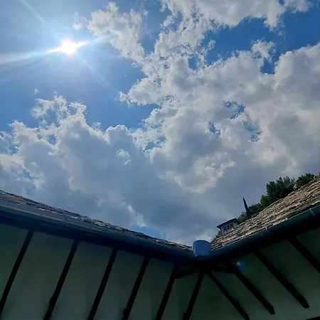 Sanasa Pensjonat Gjirokastra